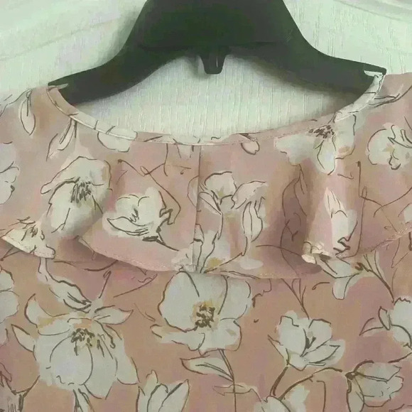 ASTR The Label Floral Ruffle Top - Picture 7 of 7